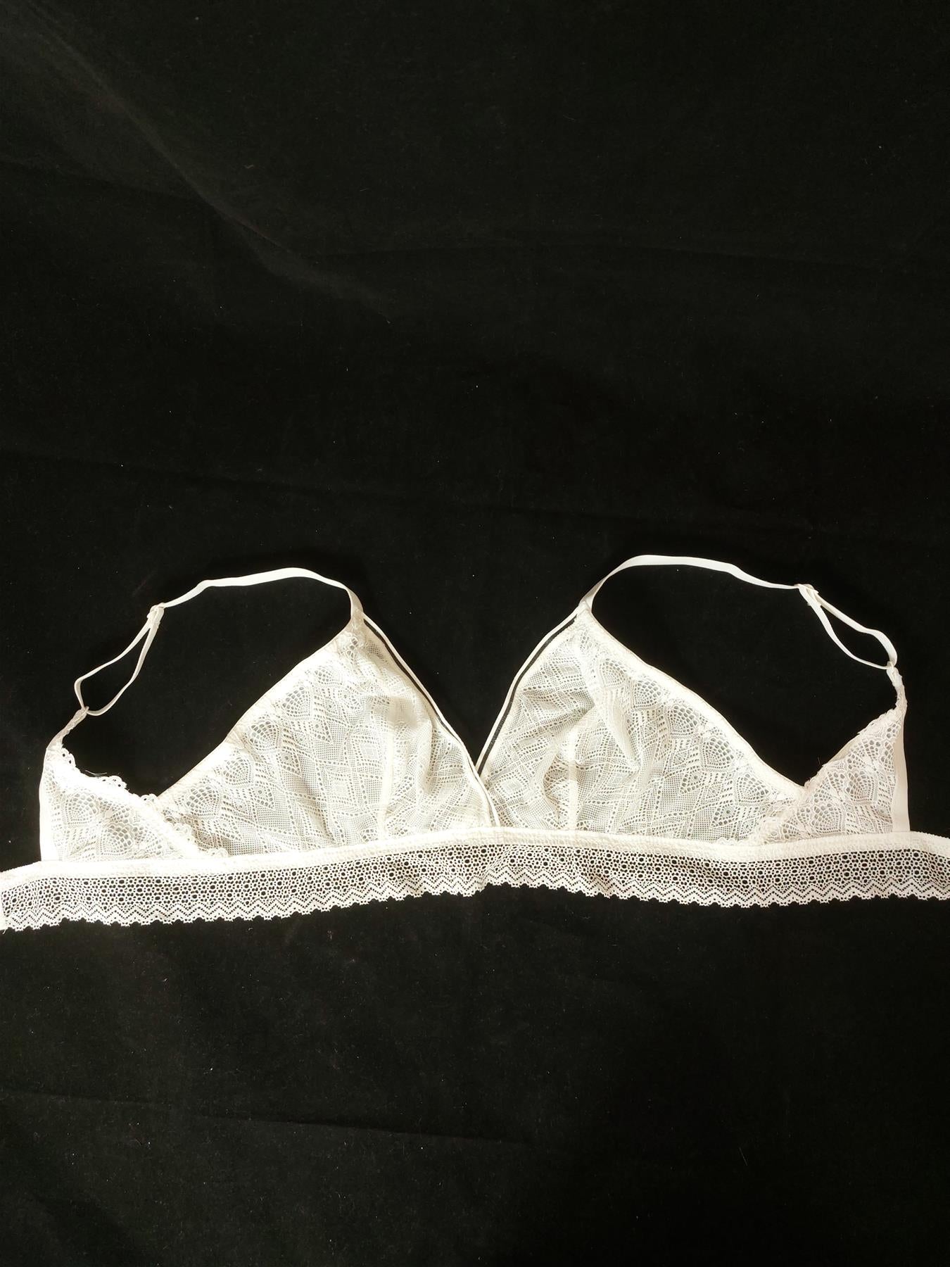 Women's Non-Wired Lace Bra Unpadded Designer White Geometric Adjustable 38B