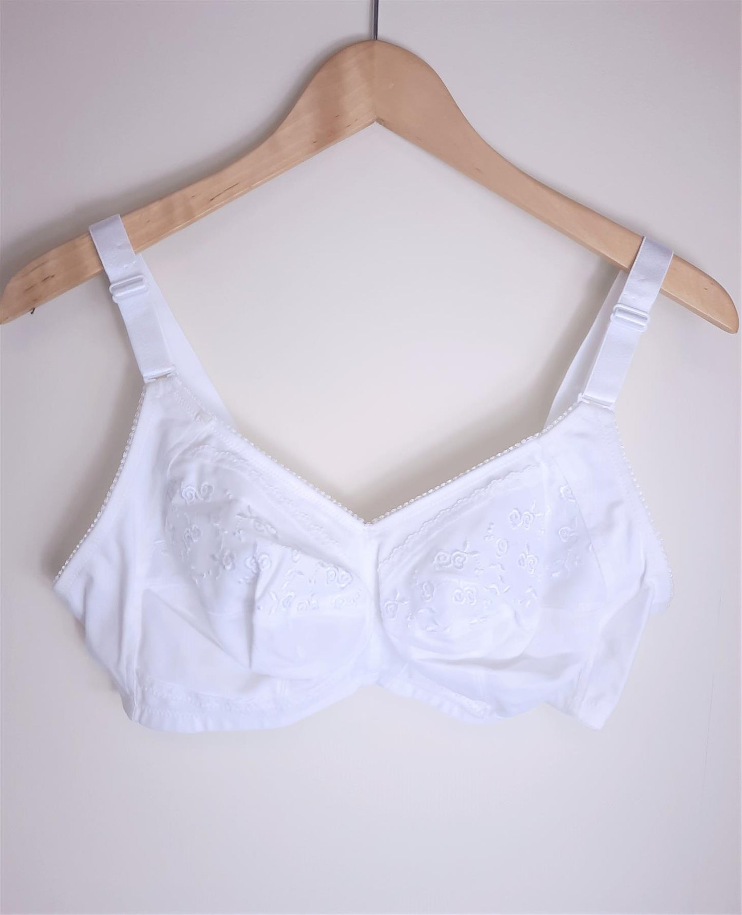 2pk F&F Embroidered Comfort Bra Non-Wired Unpadded Shop Soiled Multipack New