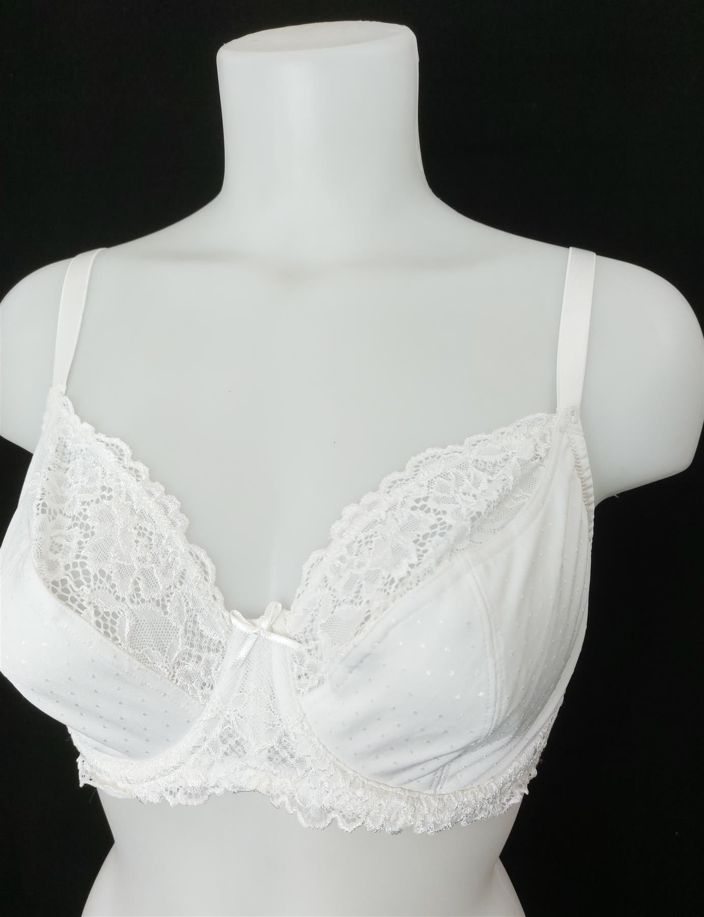 3pk White Lace Underwired Bras Unpadded Shop Soiled Multipack 36C Bras Brand New