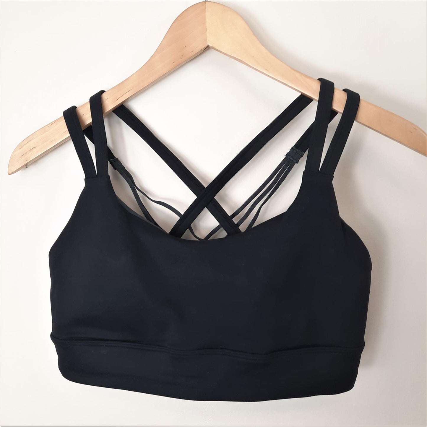Sports Bra Non-Wired Removable Padding Strappy Back Soft Gym Top Freely Academy