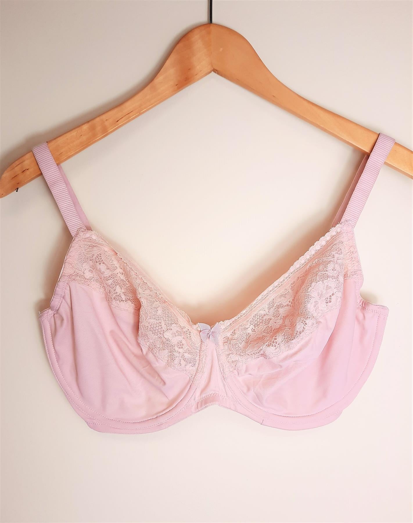 Full Cup Minimising Bra Underwired Non-Padded Lace Trim Brand New Shop Soiled